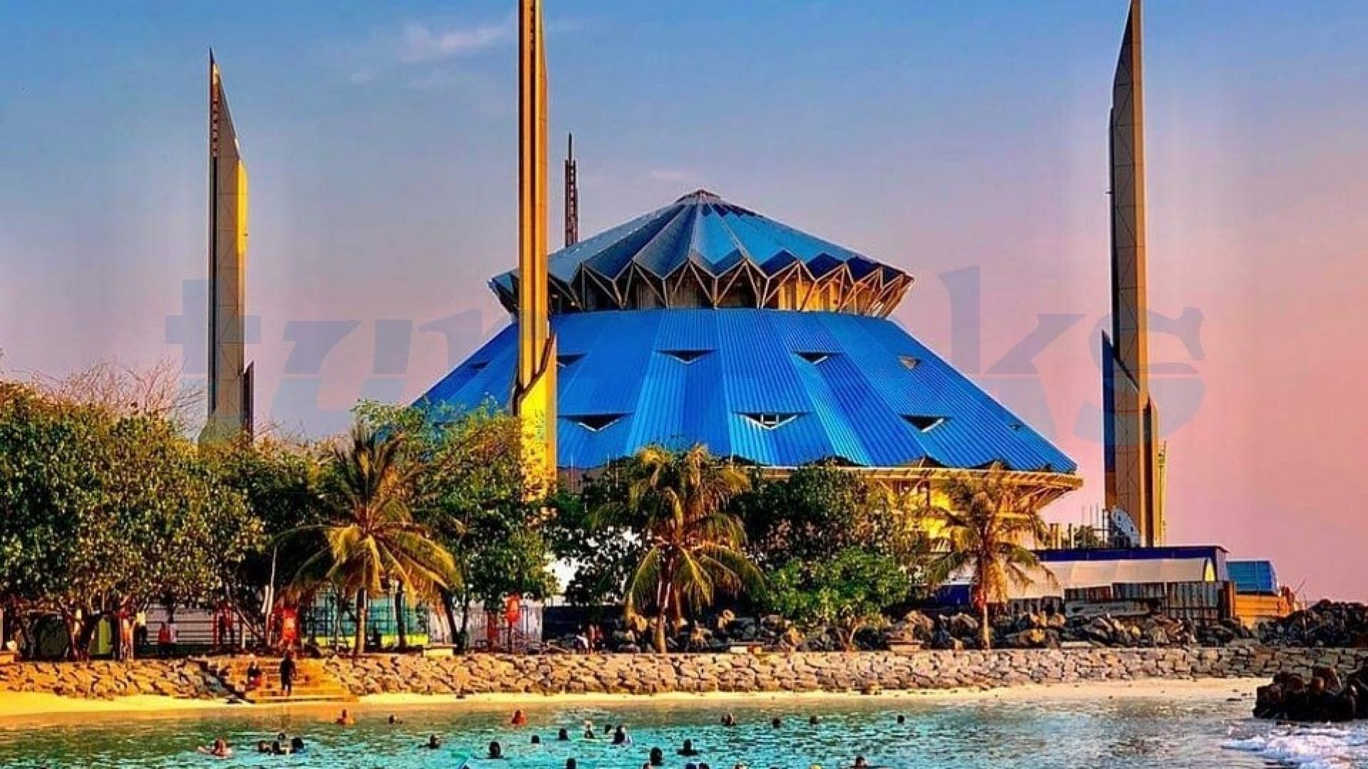 C1-maldives-mosque_01